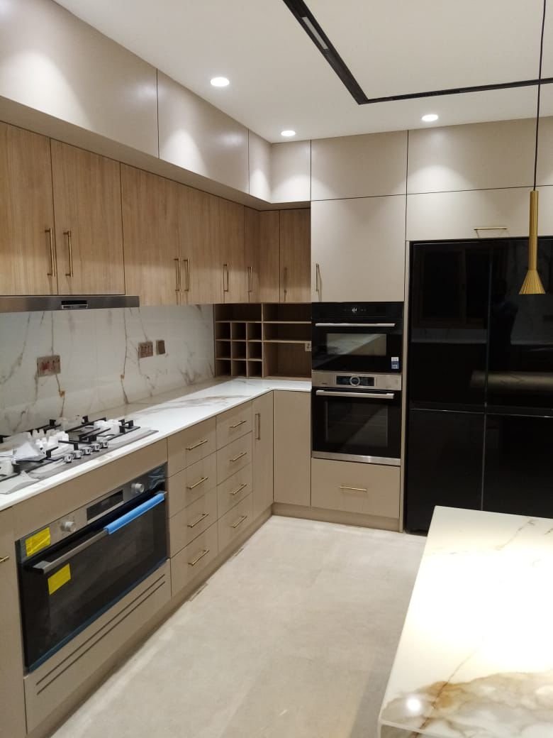 Kitchen​ 1